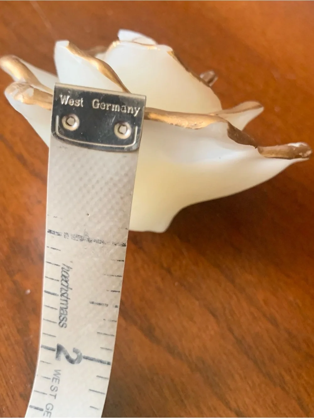 Vintage white rose with gold trim candle